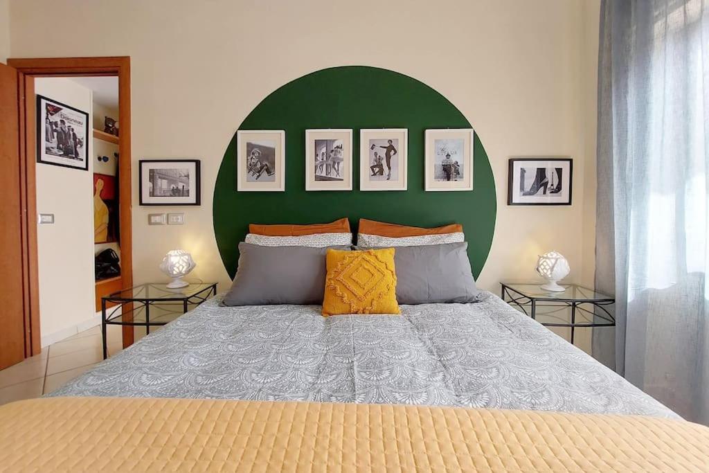 Relax Rome With 2 Balconies - 2 Bedroom Flat, 3Rd Floor With Lift, High Comfort, Quite, A Walk From Urban Train Station Gemelli And Metro A Stops Battistini & Cornelia Connecting To Center In 20 Minutes, 2 Steps From Bus Stop, Cycle Path, Groceries ภายนอก รูปภาพ