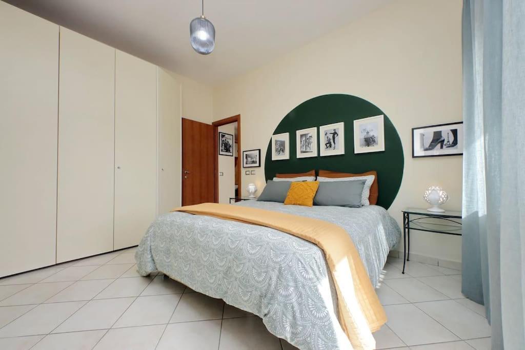Relax Rome With 2 Balconies - 2 Bedroom Flat, 3Rd Floor With Lift, High Comfort, Quite, A Walk From Urban Train Station Gemelli And Metro A Stops Battistini & Cornelia Connecting To Center In 20 Minutes, 2 Steps From Bus Stop, Cycle Path, Groceries ภายนอก รูปภาพ